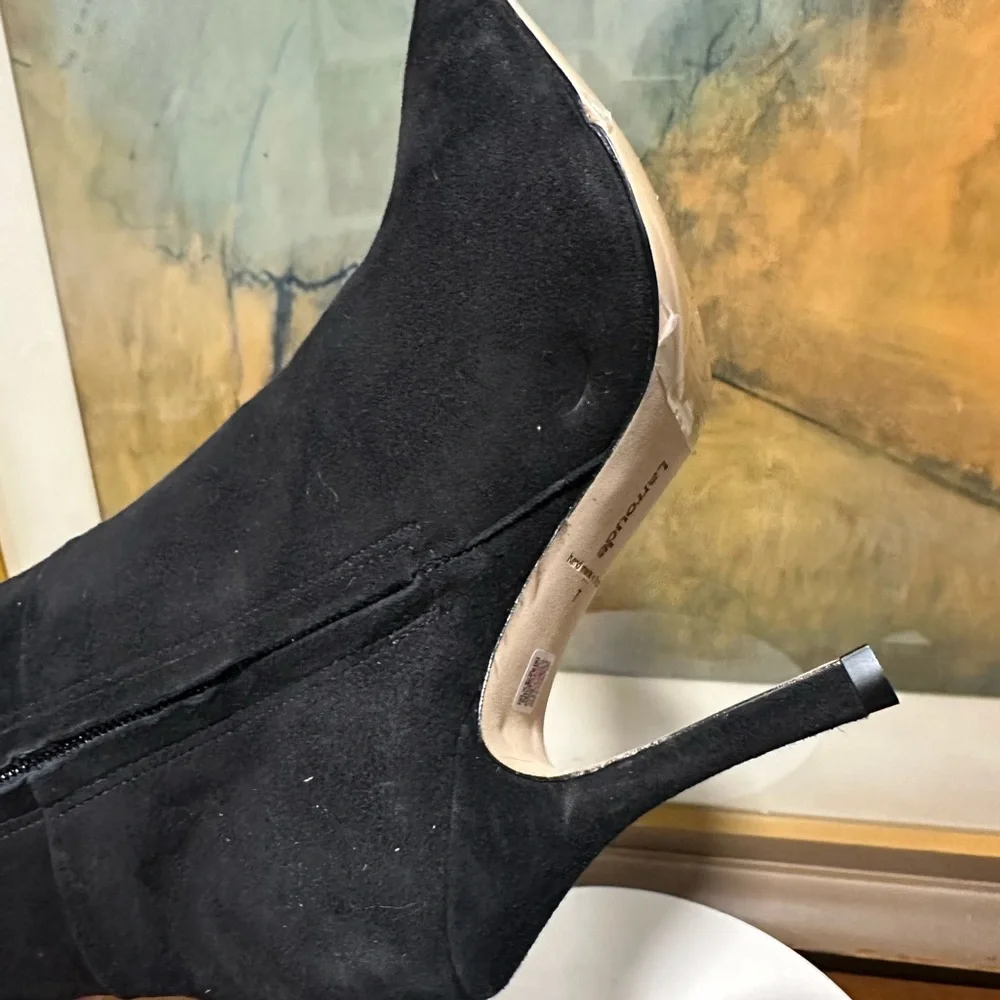 🌹LARROUDE🌹Kate Pointed Toe Over The Knee Boot in Black Suede Size: 7